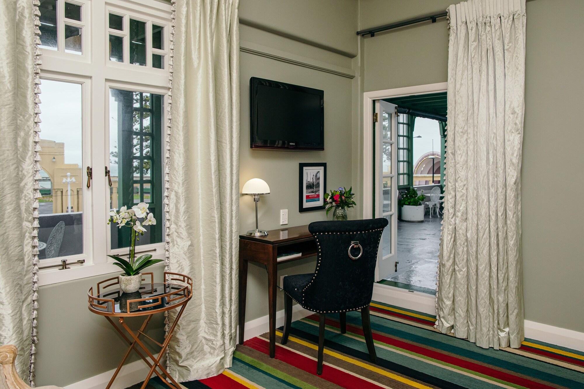 Hotel Art Deco Masonic 4*